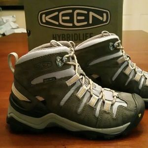 Keen Gypsum Hiking Boots